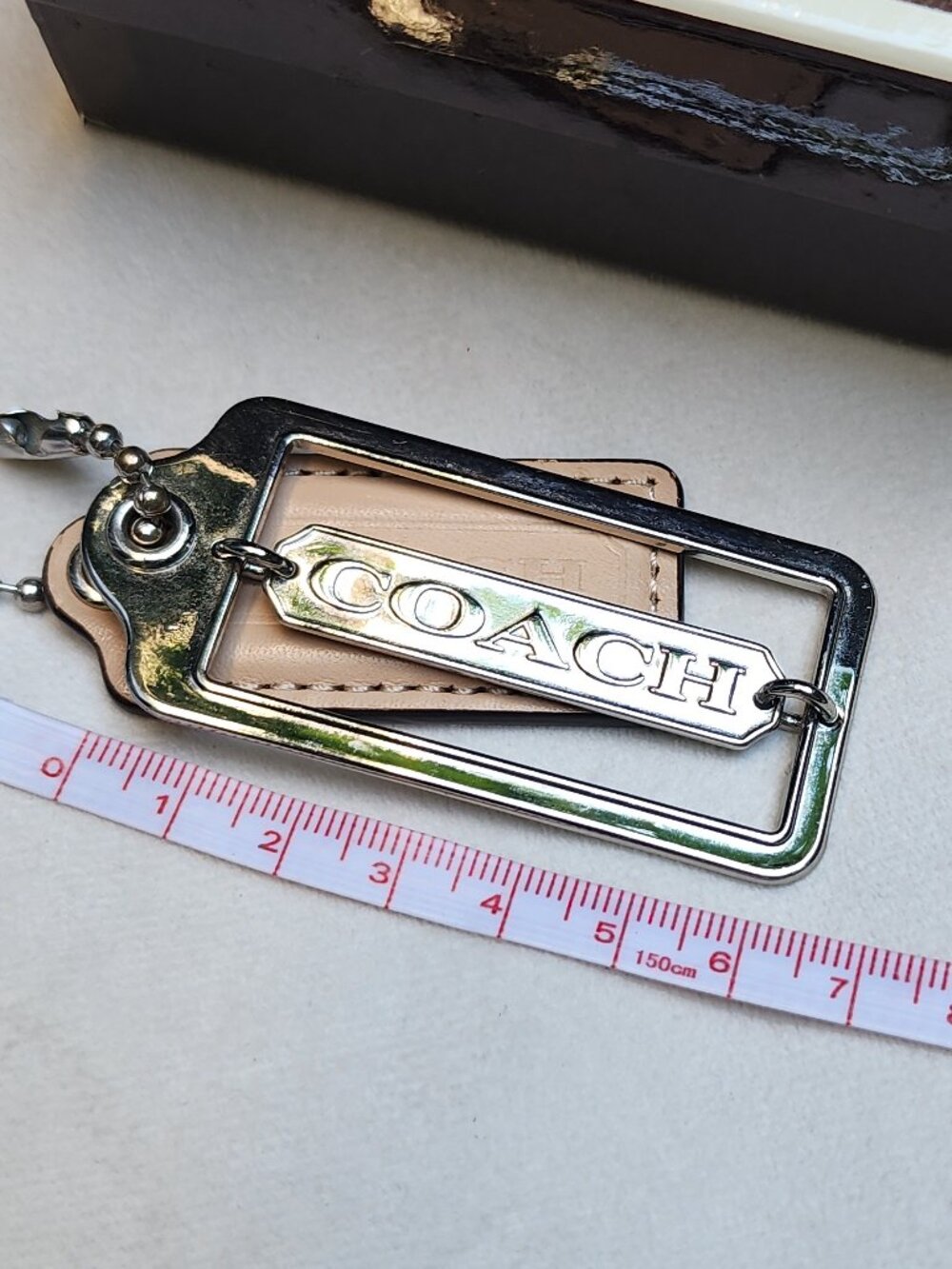 EUC bundle COACH 3 piece Keychains tan, silver WITH COACH gift box - Picture 6 of 15